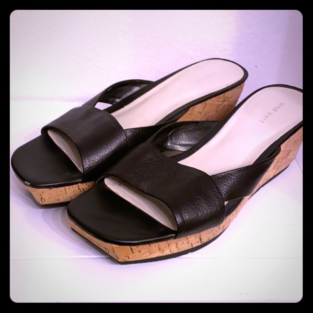 Nine West - size 11 black wedges NEW